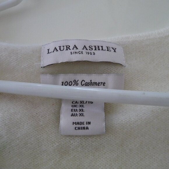 LAURA ASHLEY IVORY CASHMERE OVERSIZED WIDE SLEEVES CARDIGAN PEARL BUTTONS XL NEW - Picture 7 of 9